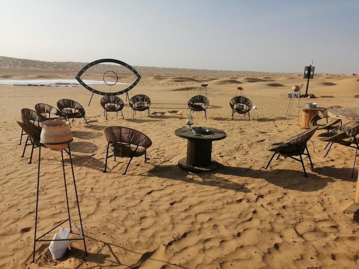 Camp Mars Hotell Douz Eksteriør bilde