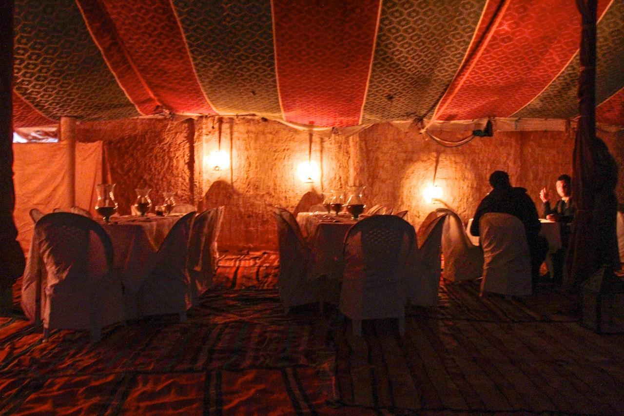 Camp Mars Hotell Douz Eksteriør bilde